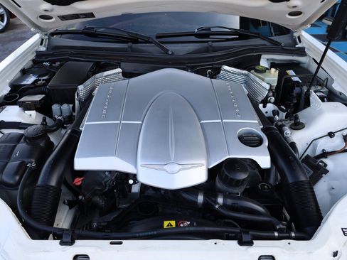 Used 2005 Chrysler Crossfire Limited image 15