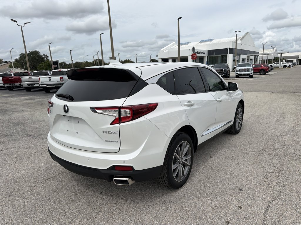 Used 2024 Acura RDX w/ Technology Package AWD/4WD image 4