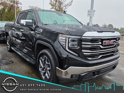 Used 2023 GMC Sierra 1500 SLT w/ SLT Premium Package