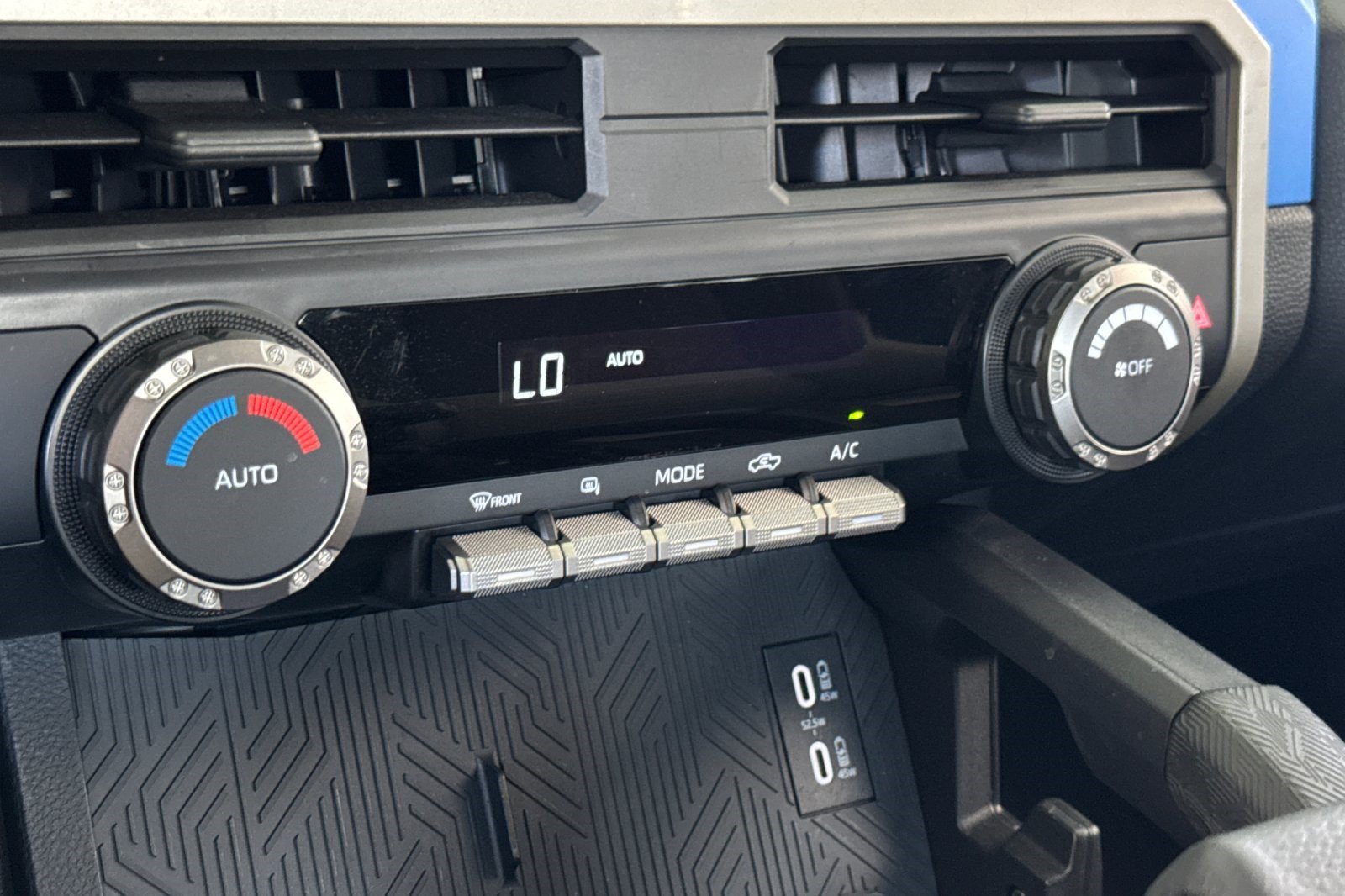 Certified 2025 Toyota Tacoma TRD Sport AWD/4WD image 19
