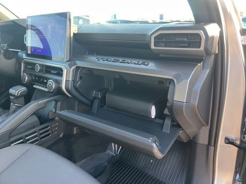 Used 2024 Toyota Tacoma TRD Sport image 53