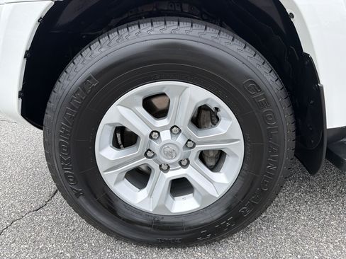 Certified 2024 Toyota 4Runner SR5 RWD image 21