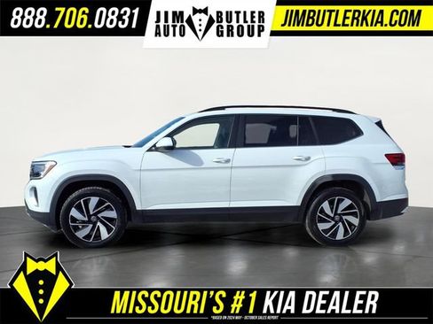 Used 2024 Volkswagen Atlas SE image 18