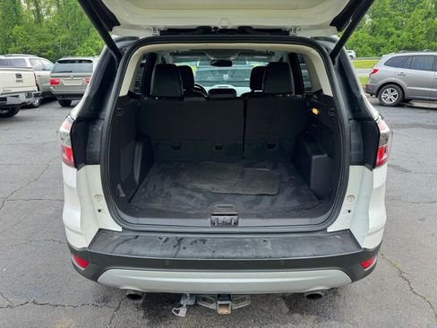 Used 2018 Ford Escape Titanium AWD/4WD image 23