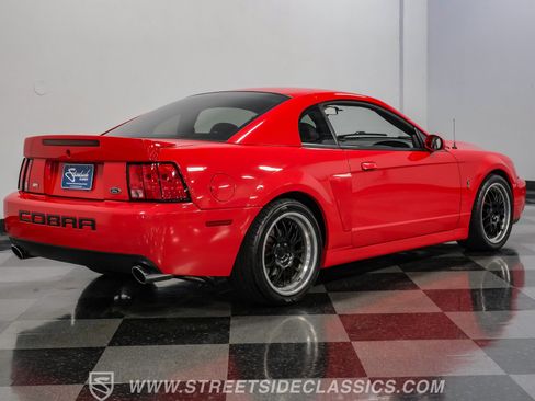 Used 2004 Ford Mustang Cobra RWD image 12