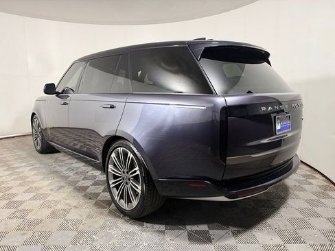 Used 2023 Land Rover Range Rover Long Wheelbase SE AWD/4WD image 4