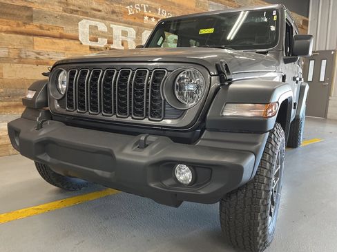 New 2026 Jeep Wrangler Sport S image 9