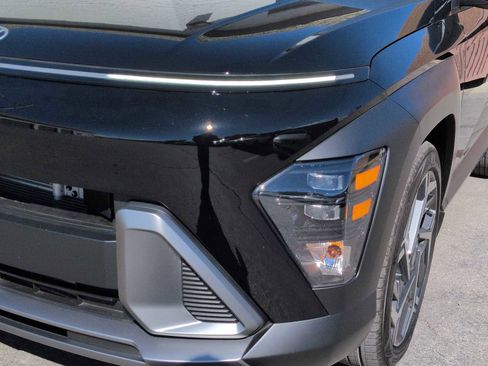 New 2026 Hyundai Kona SEL Premium FWD image 11