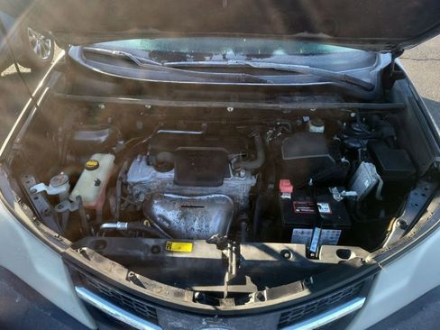 Used 2015 Toyota RAV4 XLE image 25