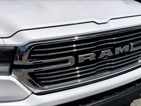 Used 2020 RAM 1500 Laramie AWD/4WD image 17
