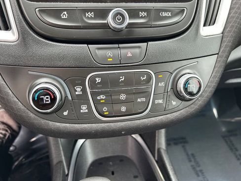 Used 2024 Chevrolet Malibu LT image 22