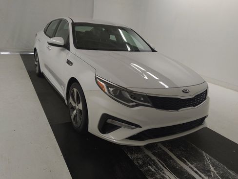 Used 2020 Kia Optima S image 13