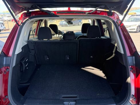 Used 2023 Nissan Rogue SV image 13