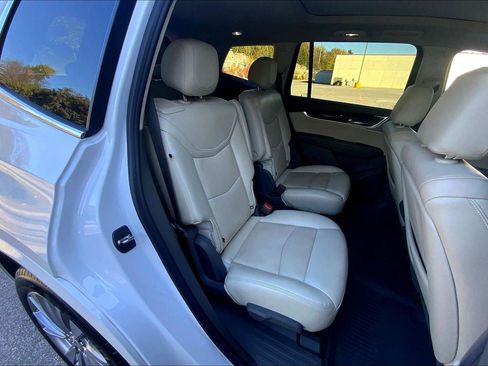 Certified 2024 Cadillac XT6 Premium Luxury w/ Technology Package image 23