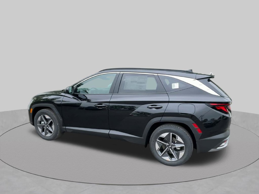 Used 2025 Hyundai Tucson SEL FWD image 16