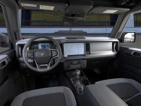 New 2025 Ford Bronco 4-Door AWD/4WD image 9