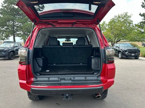 Used 2019 Toyota 4Runner TRD Off-Road Premium AWD/4WD image 17