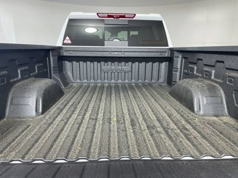 New 2026 GMC Sierra 1500 AT4 w/ AT4 Premium Package AWD/4WD image 16