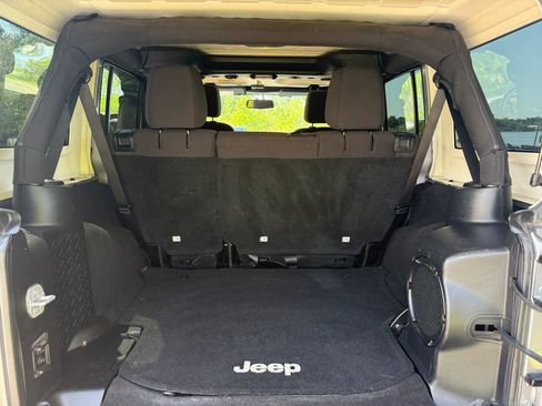 Used 2013 Jeep Wrangler Unlimited Sport AWD/4WD image 16