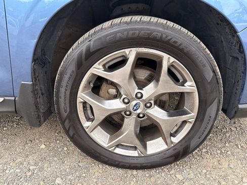 Used 2017 Subaru Forester 2.5i Touring AWD/4WD image 38
