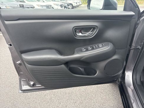 Certified 2025 Honda HR-V EX-L image 12