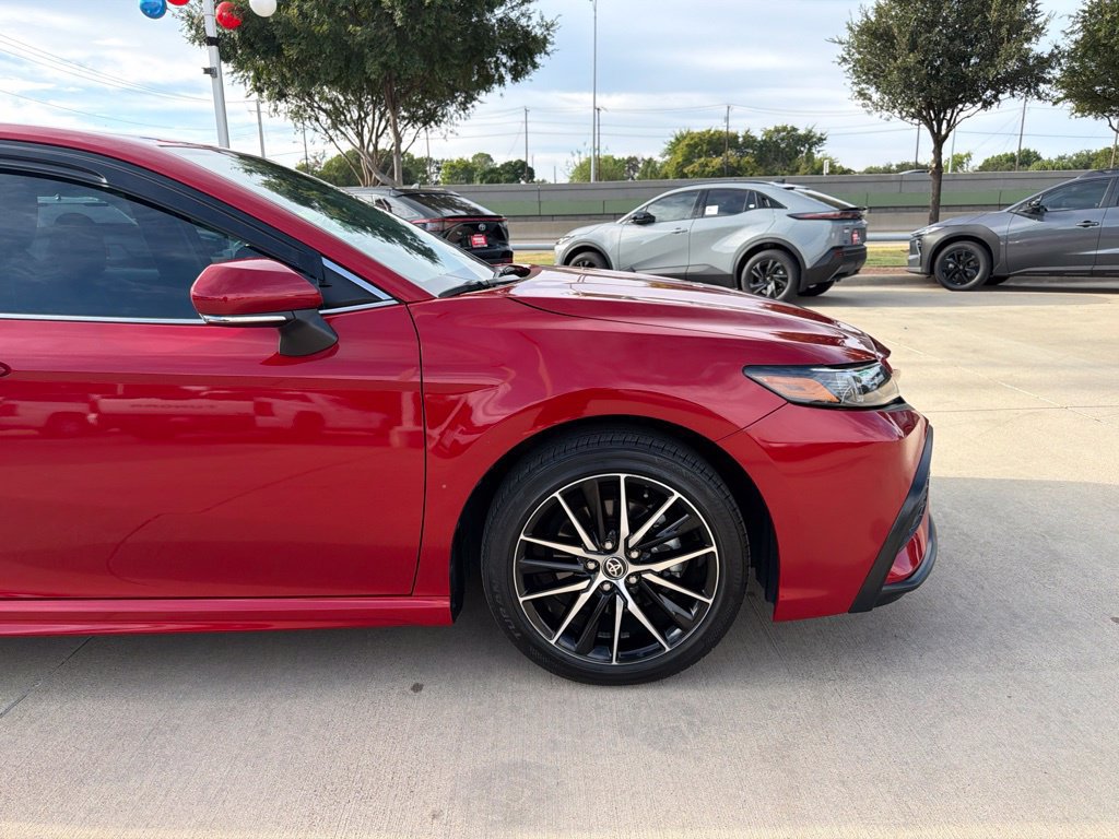 Used 2024 Toyota Camry SE FWD image 13