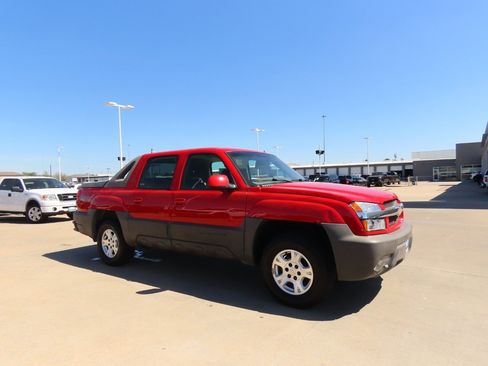 Used 2002 Chevrolet Avalanche image 7