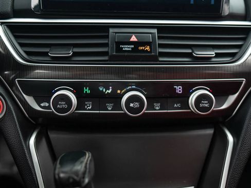 Used 2019 Honda Accord Sport image 29