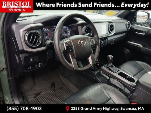 Used 2021 Toyota Tacoma TRD Sport image 15