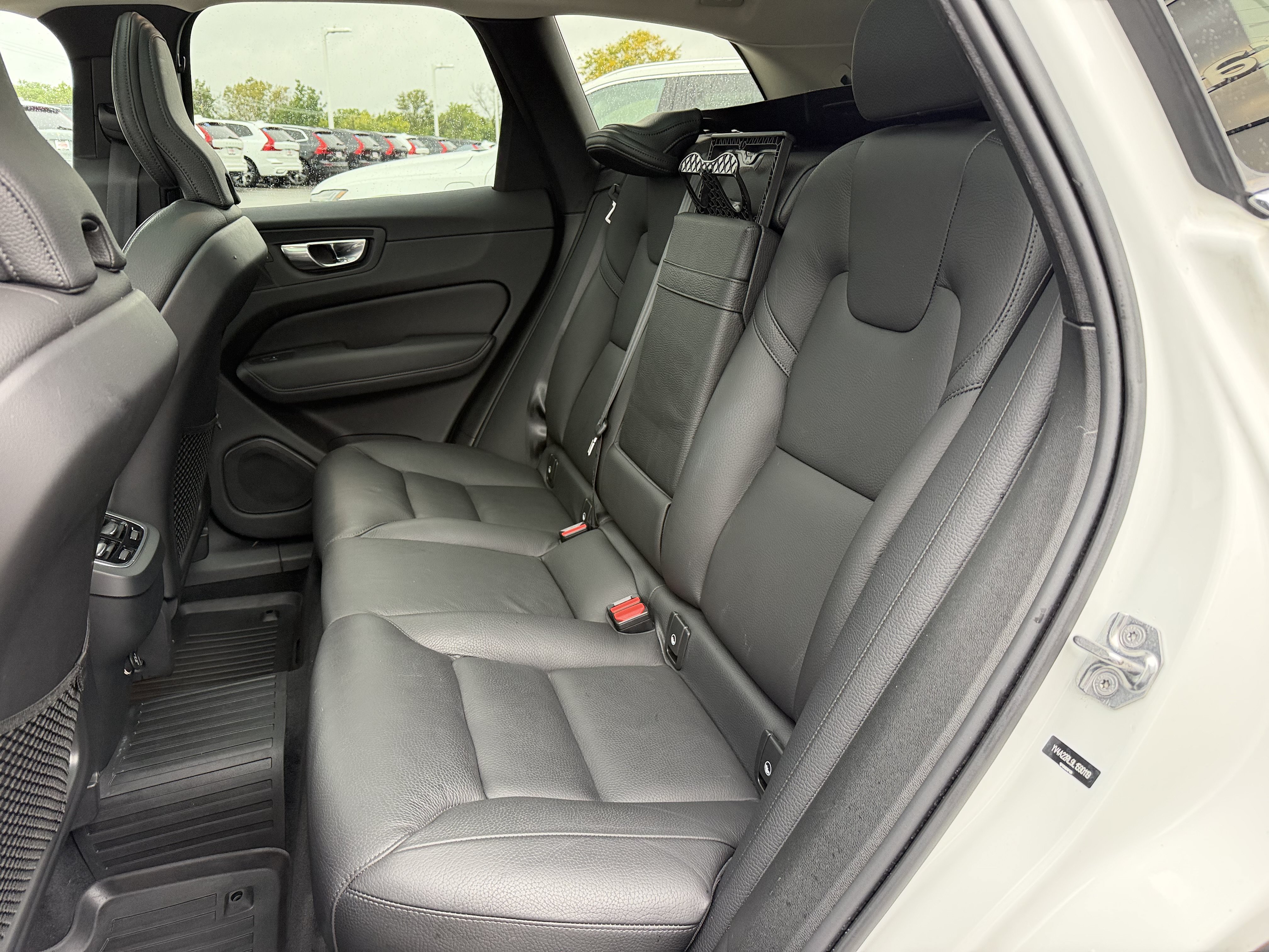 Used 2020 Volvo XC60 T6 Inscription AWD/4WD image 10