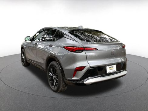 Used 2025 Buick Envista Sport Touring image 5