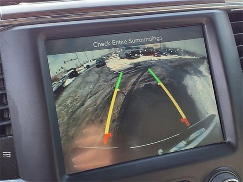 Used 2017 RAM 1500 Laramie w/ Convenience Group image 9