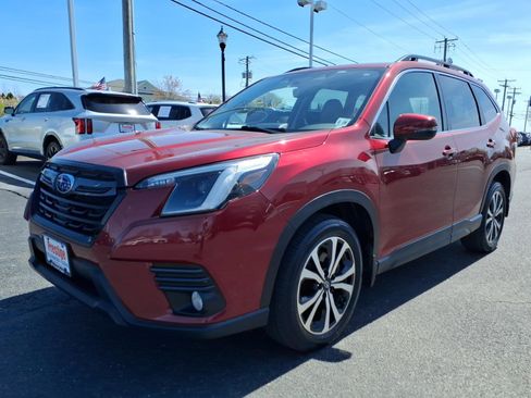 Certified 2023 Subaru Forester Limited AWD/4WD image 5