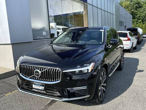 Certified 2023 Volvo XC60 T8 Ultimate w/ Climate Package AWD/4WD image 1
