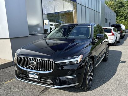 Certified 2023 Volvo XC60 T8 Ultimate w/ Climate Package