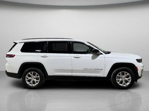 Used 2023 Jeep Grand Cherokee L Limited AWD/4WD image 2