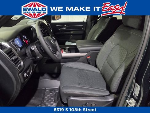 New 2026 RAM 1500 Big Horn AWD/4WD image 13