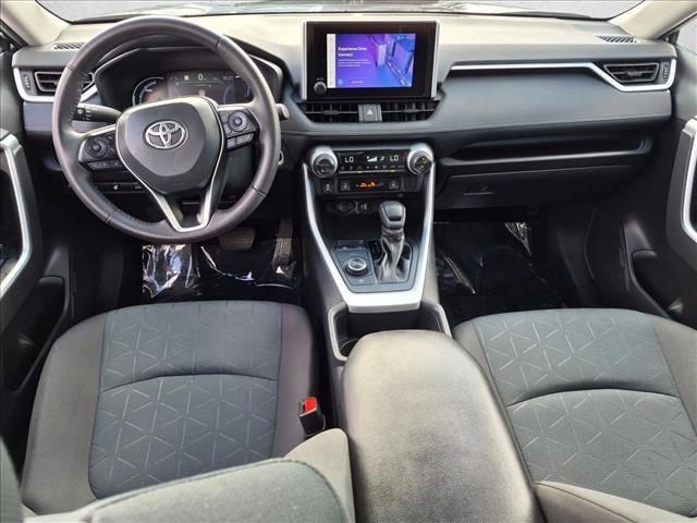 Certified 2025 Toyota RAV4 XLE w/ Convenience Package AWD/4WD image 18