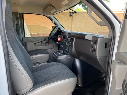 Used 2025 Chevrolet Express 2500 w/ Driver Convenience Package RWD image 43