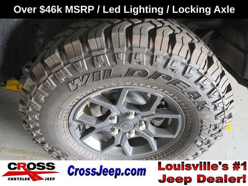 Used 2025 Jeep Wrangler Sport AWD/4WD image 6