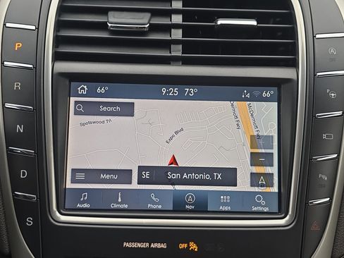 Used 2020 Lincoln Nautilus Reserve w/ Equipment Group 201A image 14