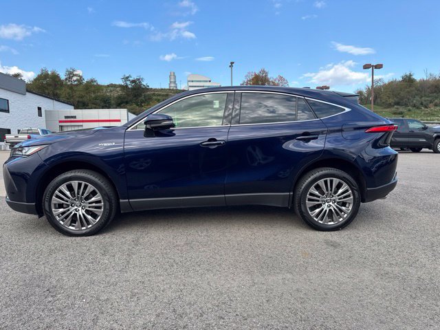 Used 2021 Toyota Venza Limited w/ Advanced Technology Package AWD/4WD image 3