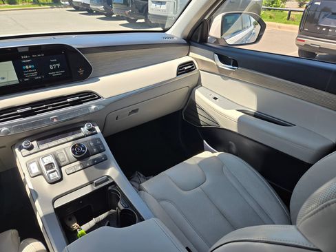 Used 2021 Hyundai Palisade Limited AWD/4WD image 11