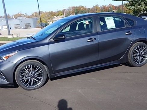 Certified 2024 Kia Forte GT-Line w/ GT-Line Premium Package image 7