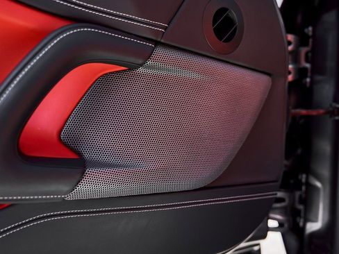 Used 2020 Ferrari GTC4Lusso image 40