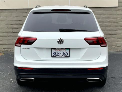 Used 2019 Volkswagen Tiguan S w/ Driver Assistance Package FWD image 3