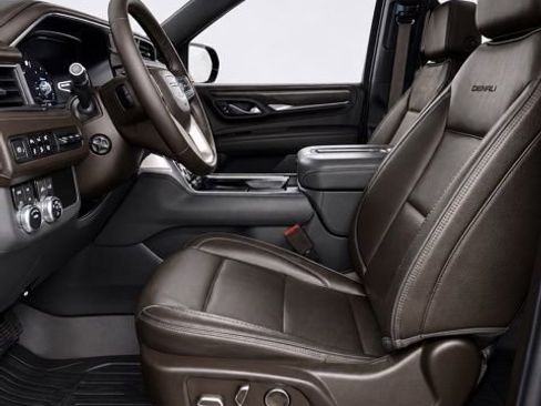 Used 2023 GMC Yukon Denali AWD/4WD image 12