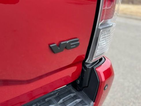 Certified 2021 Toyota Tacoma TRD Sport w/ Technology Package image 40