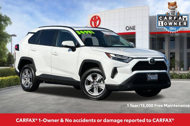 Used 2025 Toyota RAV4 XLE w/ Convenience Package FWD image 2