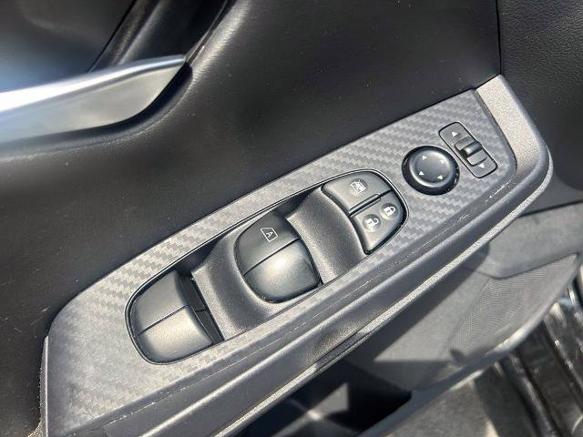 Used 2024 Nissan Sentra SV FWD image 15